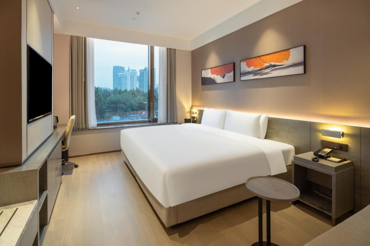Hyatt Place Linyi People Square Exterior photo