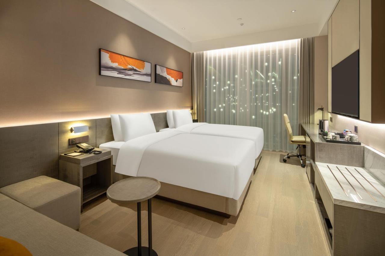 Hyatt Place Linyi People Square Exterior photo